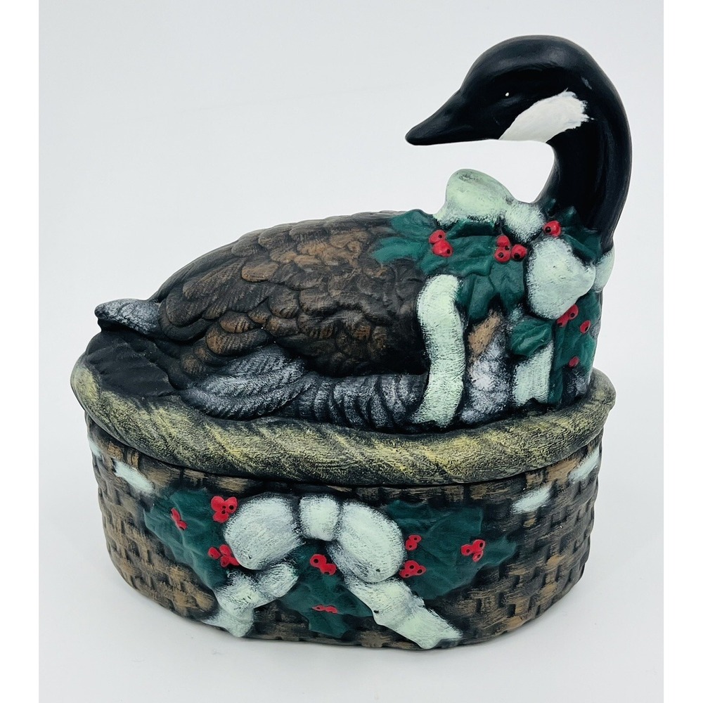 Vintage Canadian Goose Hand Painted Ceramic Candy Dish Trinket Box Christmas